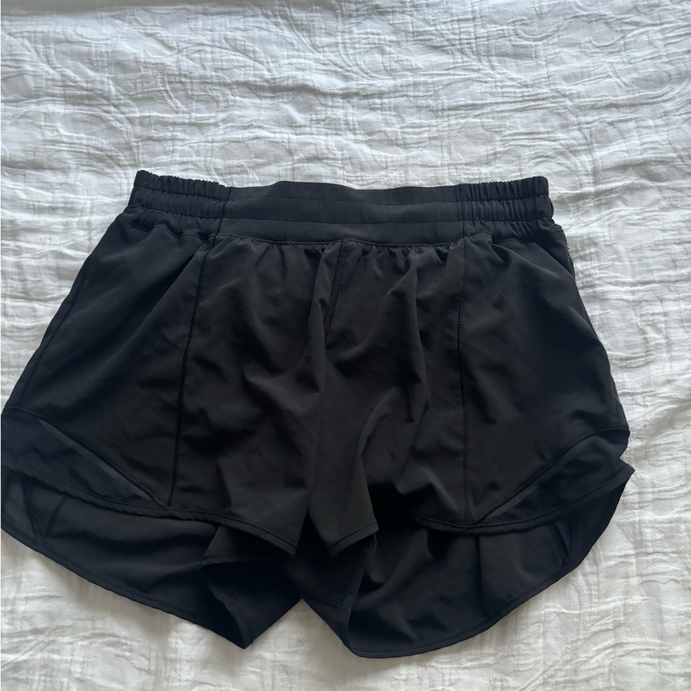 Lulu Lemon Hottie Hot high rised shorts!!